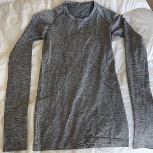 Lululemon swiftly tech long sleeve